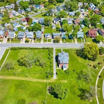 Overhead perspective of a residential area in Ridgeland, South Carolina, featuring various homes and landscaping.